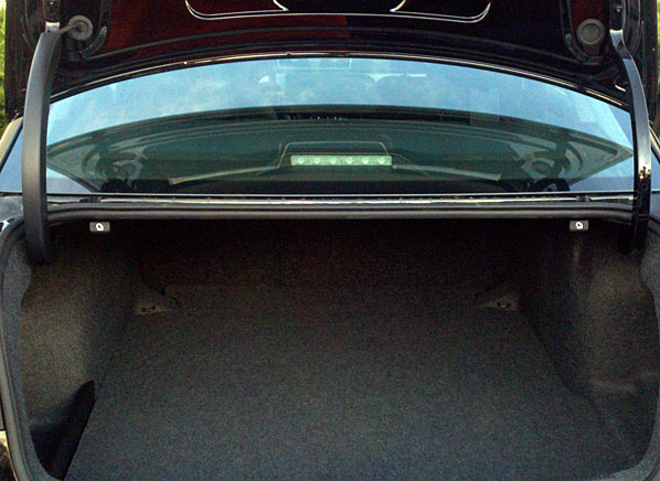 2012-VW-Passat-hinge-large (1).jpg
