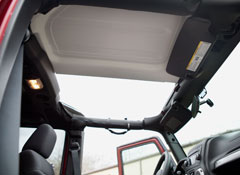 2012-Jeep-Wrangler-removable-panels.jpg