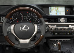 2013-Lexus-ES-350-pr-dash.jpg