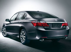 2013-Honda-Accord-Sedan-PR-rear.jpg
