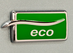 Chevrolet-Cruze-Eco-badge.jpg