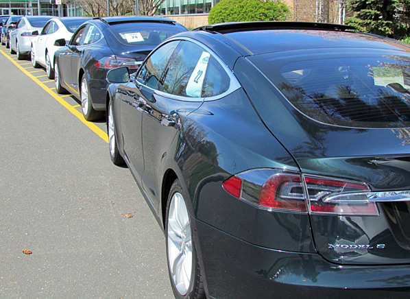 EV-Road-Rally-2013-Tesla-line.jpg