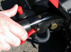 Home_Yard_Craftsman_88396_chute_control.jpg